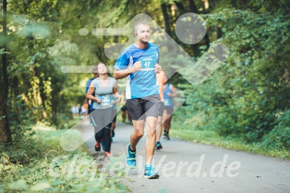 Hofmühlvolksfest-Halbmarathon Gloffer Werd