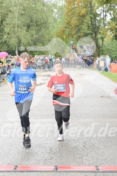 Hofmühlvolksfest-Halbmarathon Gloffer Werd