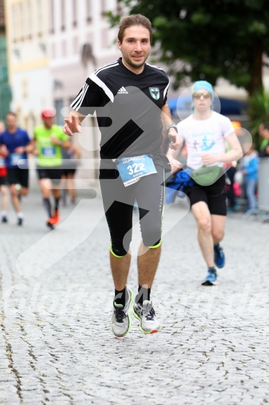 Hofmühlvolksfest-Halbmarathon Gloffer Werd
