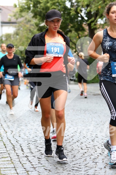 Hofmühlvolksfest-Halbmarathon Gloffer Werd