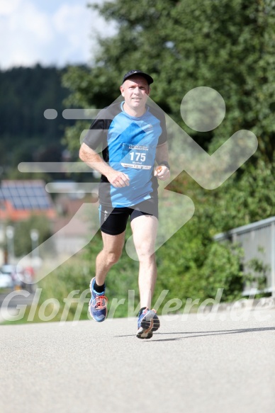 Hofmühl Volksfest-Halbmarathon Gloffer Werd