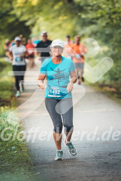 Hofmühlvolksfest-Halbmarathon Gloffer Werd