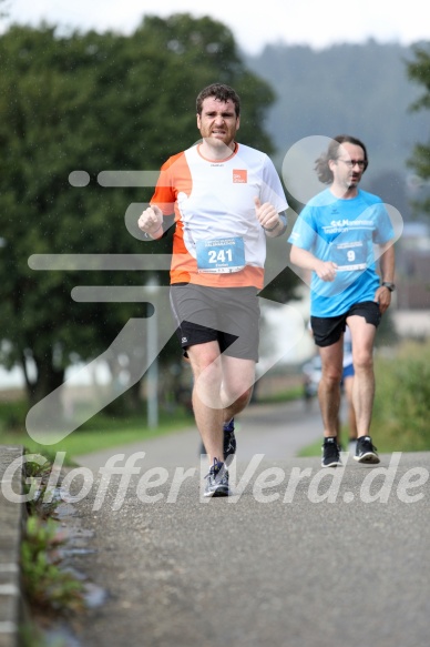 Hofmühl Volksfest-Halbmarathon Gloffer Werd