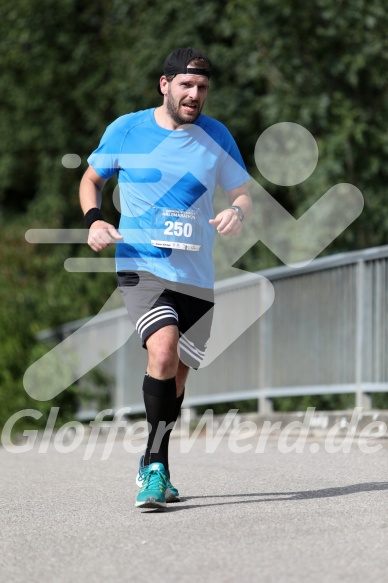Hofmühl Volksfest-Halbmarathon Gloffer Werd