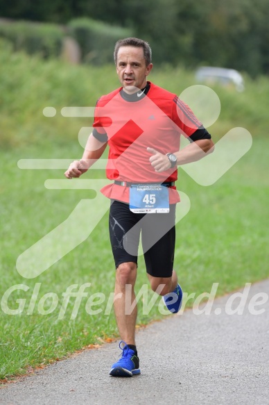 Hofmühlvolksfest-Halbmarathon Gloffer Werd
