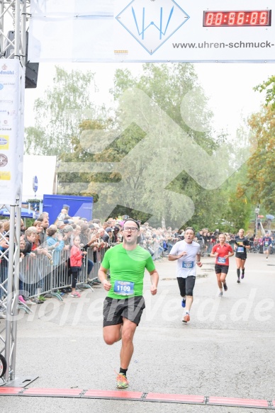Hofmühlvolksfest-Halbmarathon Gloffer Werd