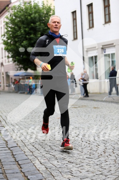 Hofmühlvolksfest-Halbmarathon Gloffer Werd