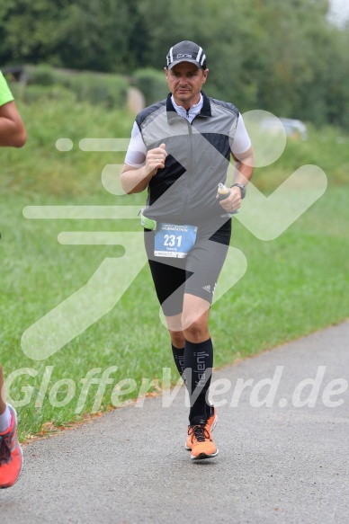 Hofmühlvolksfest-Halbmarathon Gloffer Werd