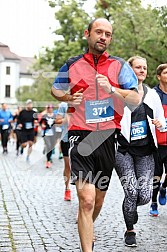 Hofmühlvolksfest-Halbmarathon Gloffer Werd