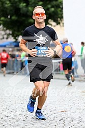 Hofmühlvolksfest-Halbmarathon Gloffer Werd