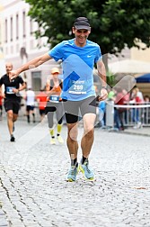 Hofmühlvolksfest-Halbmarathon Gloffer Werd