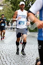 Hofmühlvolksfest-Halbmarathon Gloffer Werd