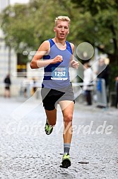 Hofmühlvolksfest-Halbmarathon Gloffer Werd